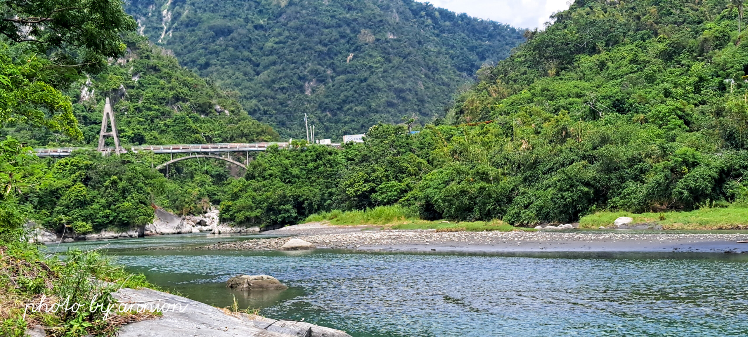 台東景點：東河橋休息區