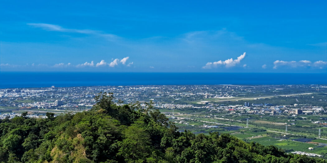 台東景點｜台東秘境，輕鬆俯瞰台東平原景色！360度視野極佳！